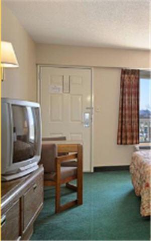 Days Inn By Wyndham Apple Valley Pigeon Forge/Sevierville Zimmer foto